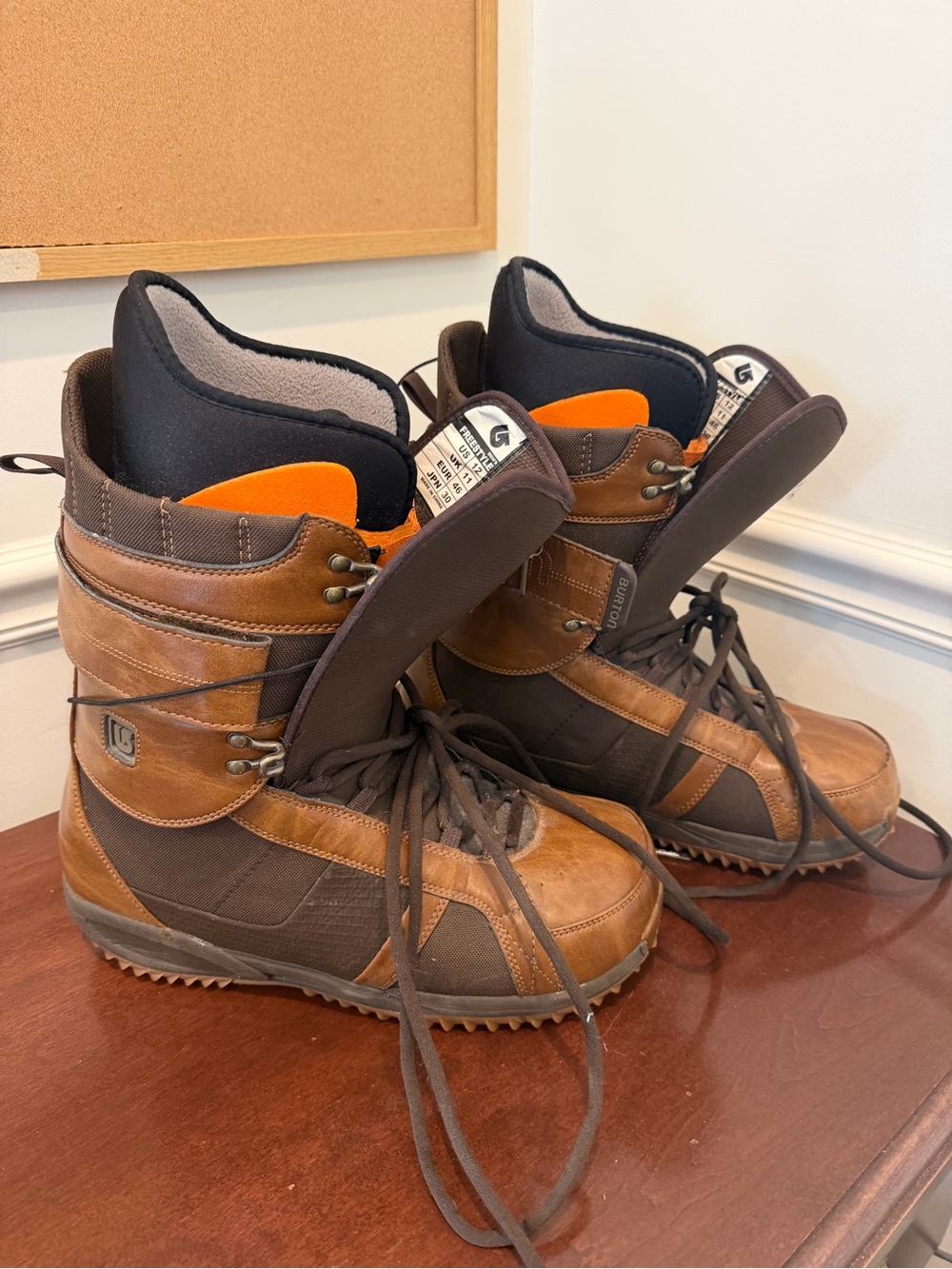 Men’s Brown Leather Burton Freestyle Snowboarding Boots, Size 12